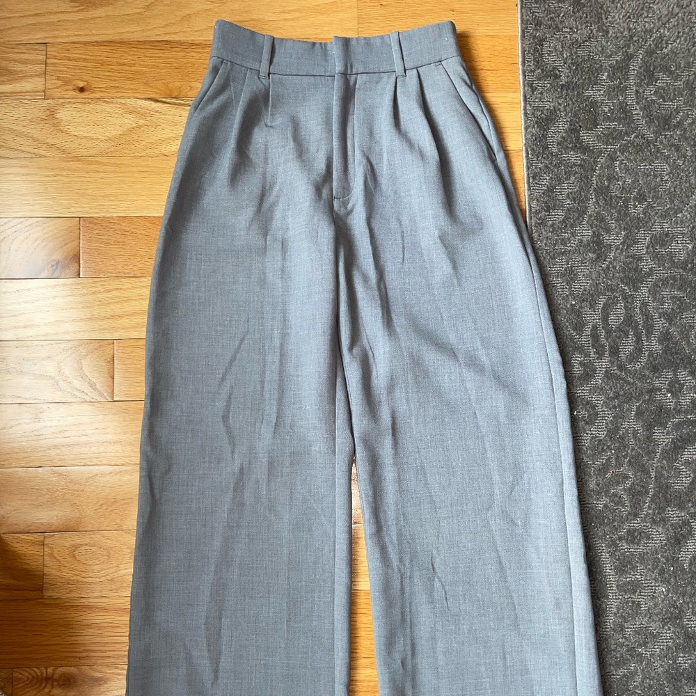 Abercrombie Dress Pants - Size Small
